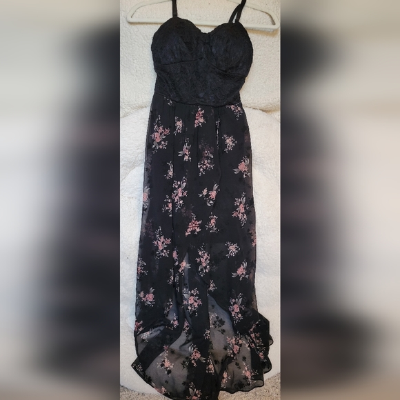 Lily Rose Maxi Dress, XS, Black Lace with Velvet detailing on skirt - Picture 2 of 8